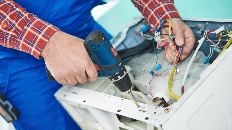 Söğütlü Amana Amana çamaşır makinesi kart tamiri – Su almama arızası orijinal parça ile giderildi. - Teknik servis örneği